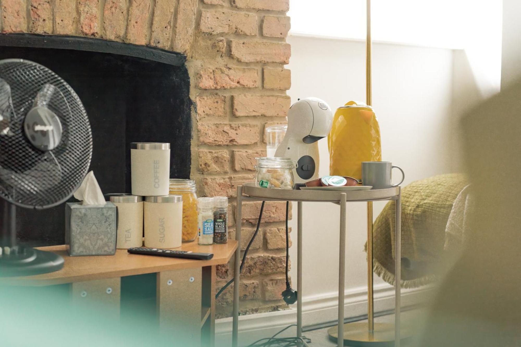 Studio Apartments London With Free Wifi Екстериор снимка