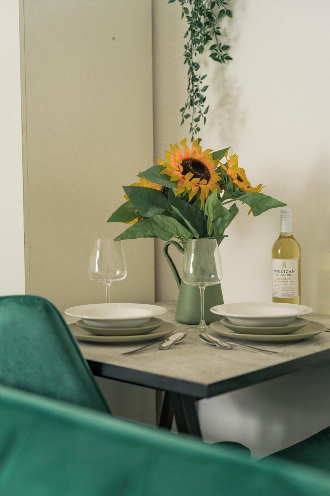 Studio Apartments London With Free Wifi Екстериор снимка