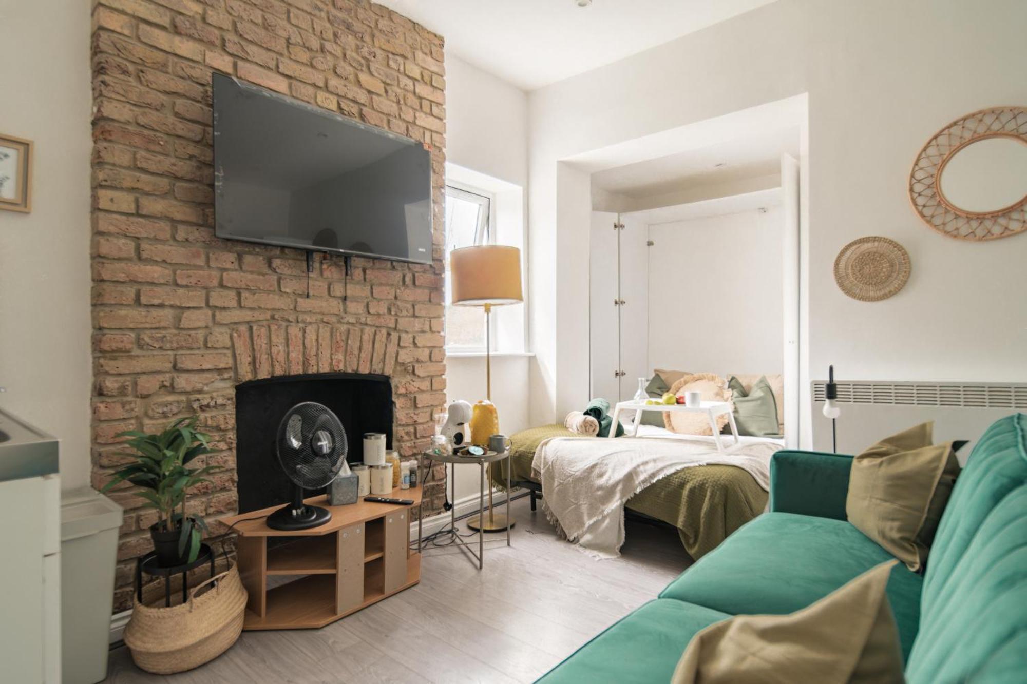 Studio Apartments London With Free Wifi Екстериор снимка