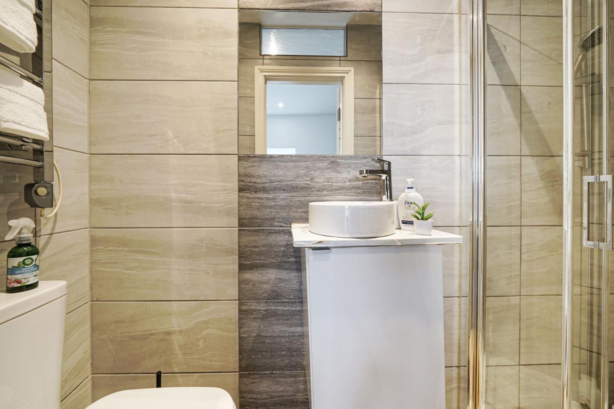 Studio Apartments London With Free Wifi Екстериор снимка