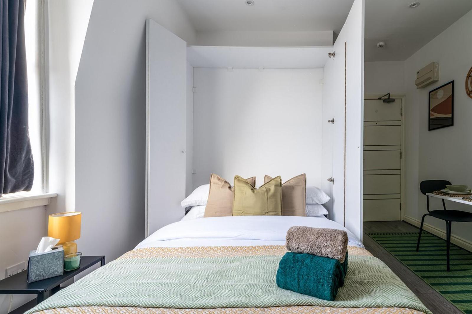 Studio Apartments London With Free Wifi Екстериор снимка