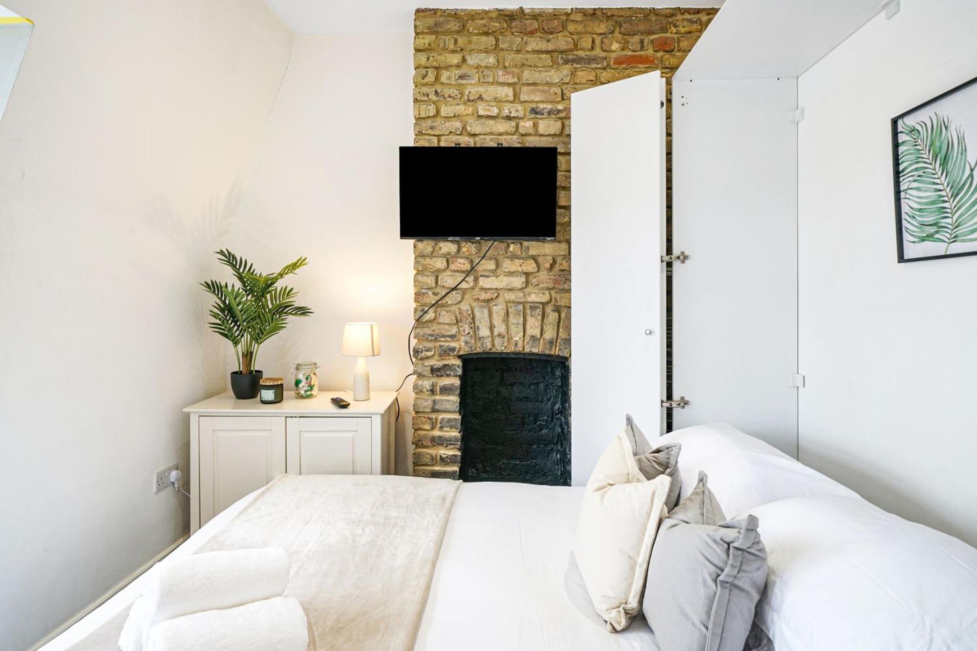 Studio Apartments London With Free Wifi Екстериор снимка